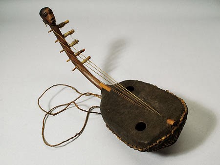 Đàn guitar có nguồn gốc từ nước nào