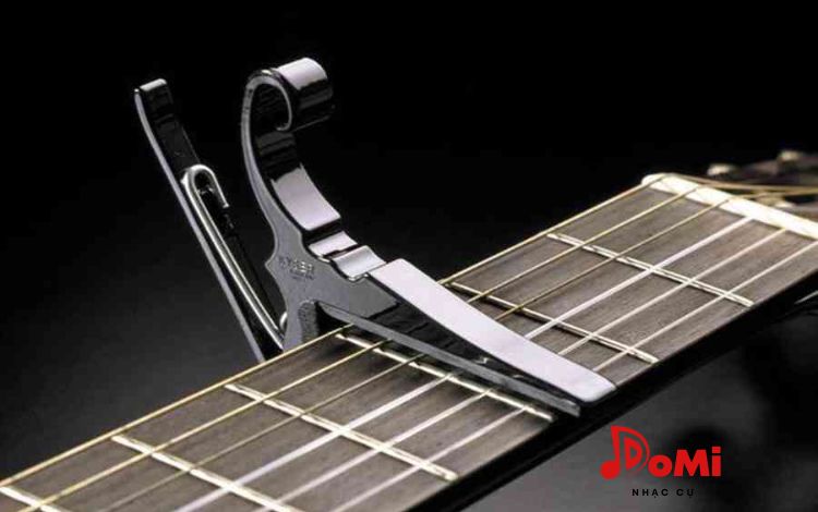 cách sử dụng Capo guitar đơn giản