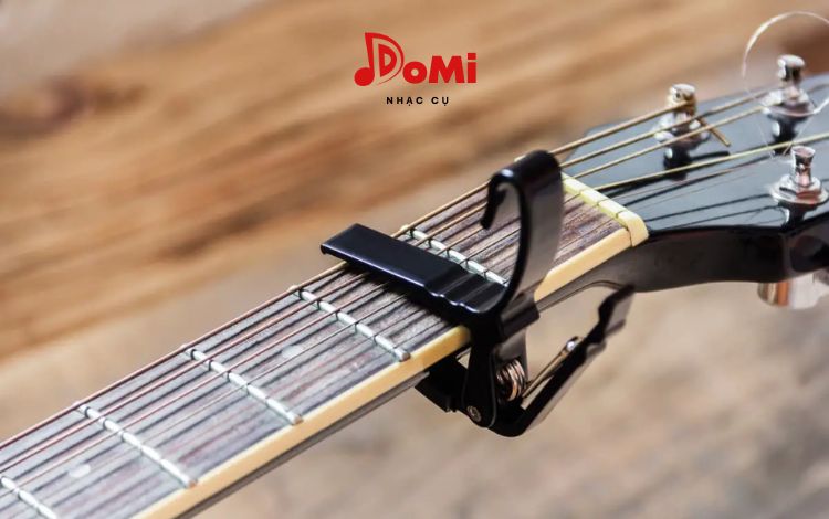 cách sử dụng Capo guitar đơn giản