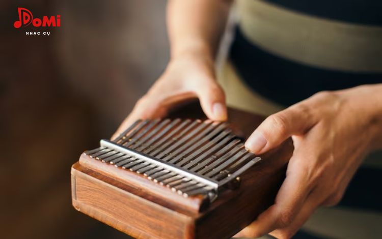 Cách chơi Kalimba không bị đau tay như thế nào